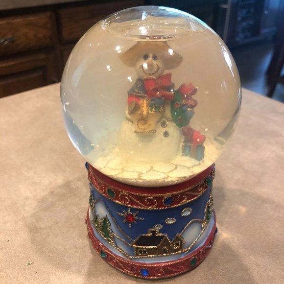 Vintage Snowglobe - Picture 1 of 1